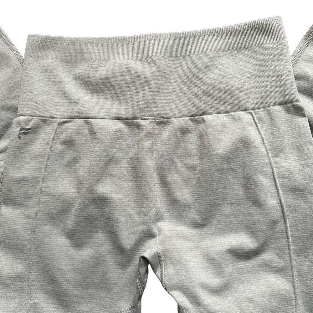 Fabletics light gray leggings size small - Picture 5 of 6
